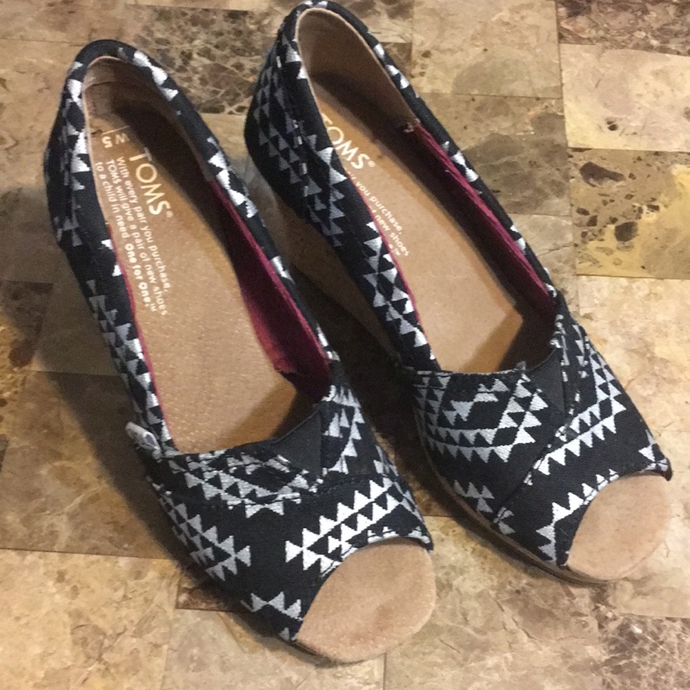 Toms Wedges size 5W